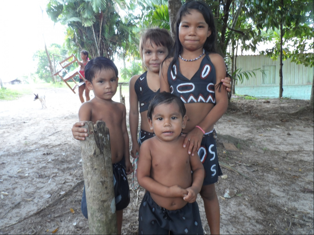 Niños de una comunidad indígena de Manacapuru,  estado del Amazonas. Foto: Francisco Borges/Manos Unidas
