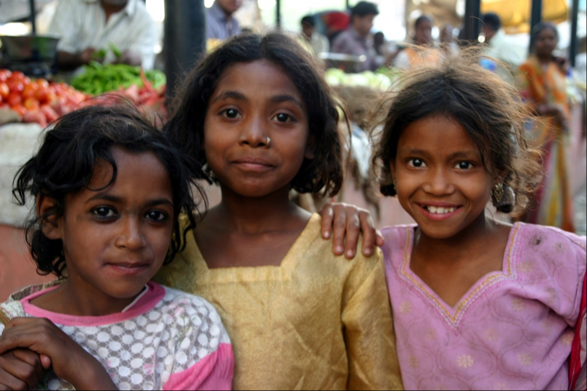 Algunas de las niñas que se beneficiarán del proyecto de Andhra Pradesh (India)-FOTO: Javier Fernández/Manos Unid