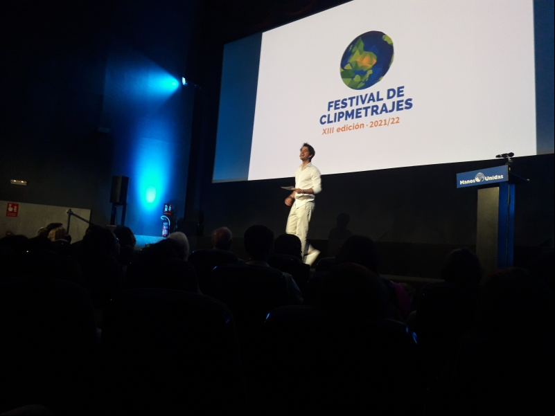 La gala fue conducida por el periodista Guillem Climent, presentador del programa radiofónico MegaStar FM