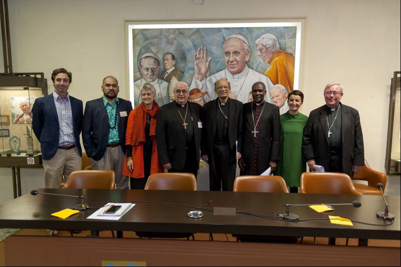 Imagen de la presentación de la Declaración conjunta sobre la justicia climática por las Conferencias Episcopales