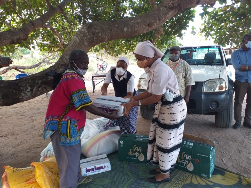 Personas desplazadas por el conflicto de Cabo Delgado. Foto: Diócesis de Nacala/Manos Unidas