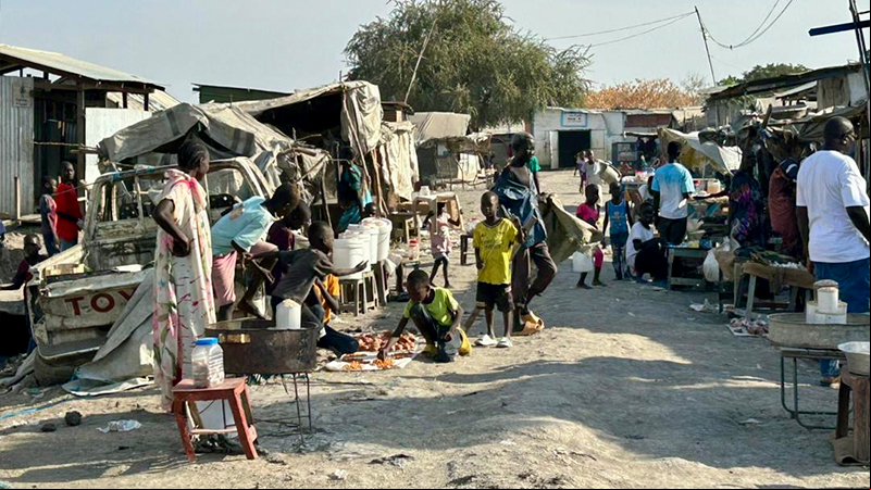 Miles de familias hacinadas en los campos de refugiados. Fotografía: Goril Meisingset.