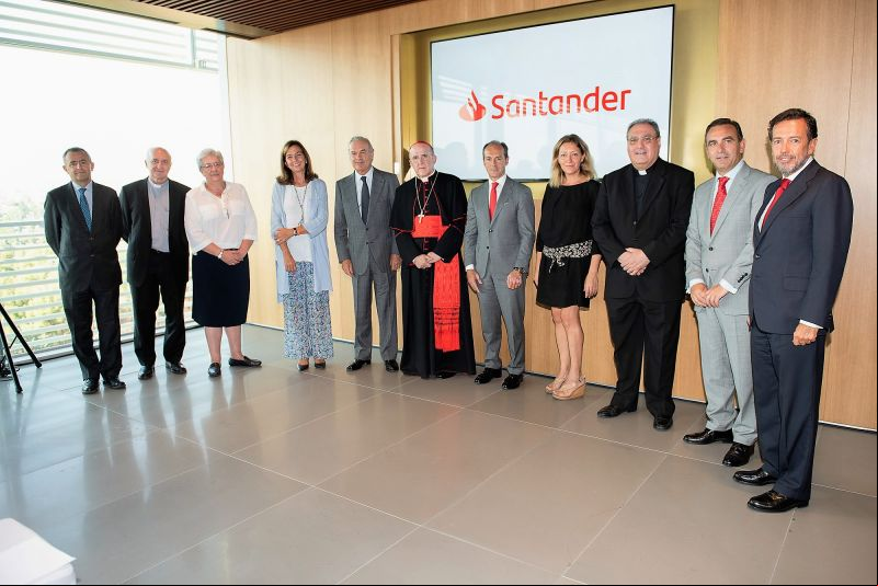 Entrega importe Fondo Solidario Santander. Foto: Banco Santander 