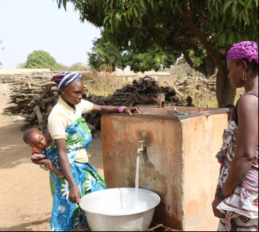 Agua en África: la diferencia entre la vida y la muerte