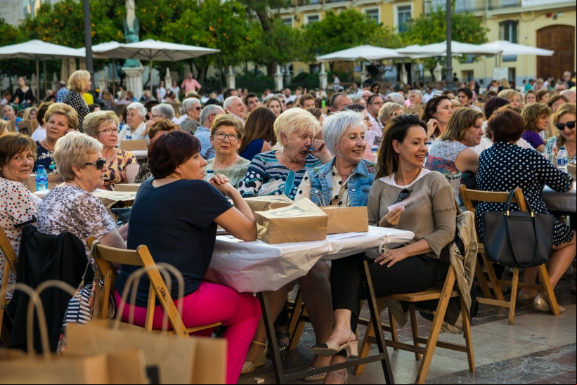 La Cena del Hambre es una cena solidaria que se solidariza con las personas que no pueden cenar.