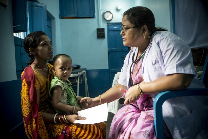 Manos Unidas ONG - El milagro de ser madre en Varanasi (India)