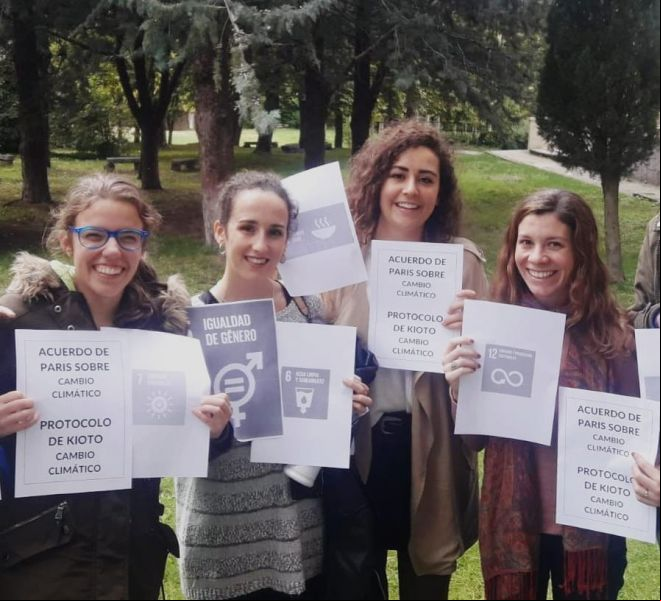 Las jóvenes participantes en las actividades programadas en Polonia durante la COP24 . Foto Manos Unidas