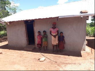 Comida y casa para la población de Netia. Fotos: Manos Unidas
