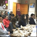 Jóvenes asistentes a la Cena del Hambre de Manos Unidas Pego. 