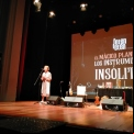 Celia Franco, responsable de la Comarcal de Manos Unidas de Caspe, presenta el concierto de FETEN FETEN