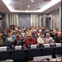 Asistentes a la presentación de campaña de  Manos Unidas Valencia "Quién más sufre el maltrato al planeta no eres tú"