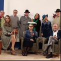 Actores y actrices de la Compañía de Teatro MONTEARAGÓN con nuestro delegado Gonzalo González Churiaque