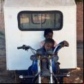 Unos niños en una ambulancia del Hospital Kapiri (Mtengo)  Malawi. Foto. Manos Unidas