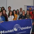 Ana Ruiz Ruiz, presidenta de Manos Unidas Valencia quiso pasarse a charlar con los jóvenes asistentes.