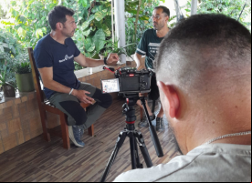 Manos Unidas ONG - Quico Taronjí en la Amazonía - Taronjí, durante su entrevista al socio local