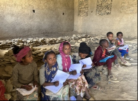 Volver a la escuela en Tigray. Foto: Manos Unidas/Marta Carreño