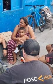 Manos Unidas ONG - Quico Taronjí viaja a la Amazonía - Quico, durante una de las entrevistas en el viaje