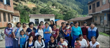 Grupo de líderes visitando la comunidad de Quilo Alto. Foto: Manos Unidas