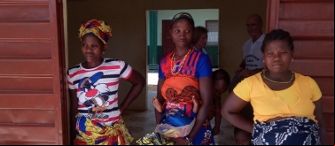 Salud materno-infantil en Sierra Leona: reforzando la atención primaria desde Lunsar. Fotografía: Marta Marí Sáez