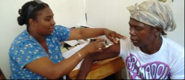 Contribuir a la mejora de la salud de la población rural aislada de Petit-Goave (Haití)