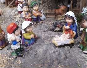 Nacimiento montado en Manos Unidas Valencia por el belenista Alberto Morugán. 