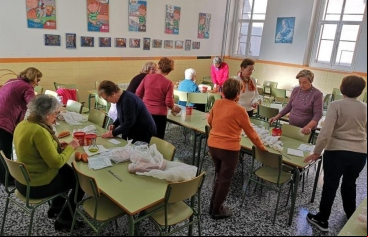 La delegación comarcal de Manos Unidas Valencia en Carcaixent organiza un bocadillo solidario.