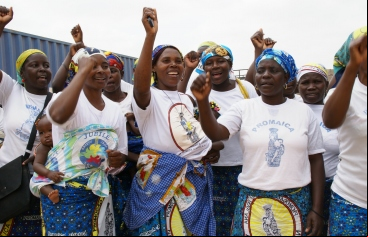 Reivindicando la igualdad de la mujer en Angola. Foto:Manos Unidas/Javier Mármol  