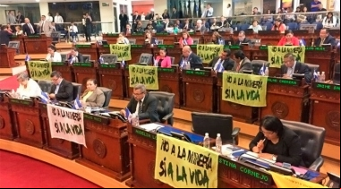 “Sí a la Vida, No a la Minería”. Fotografía: CELAM