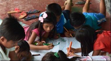 Niños y niñas awajún aprenden sobre los derechos de sus comunidades - Foto CAAAP