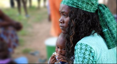 la mujer es mucho más vulnerable a la pobreza. Foto: Manos Unidas/Marta Isabel González en Senegal 